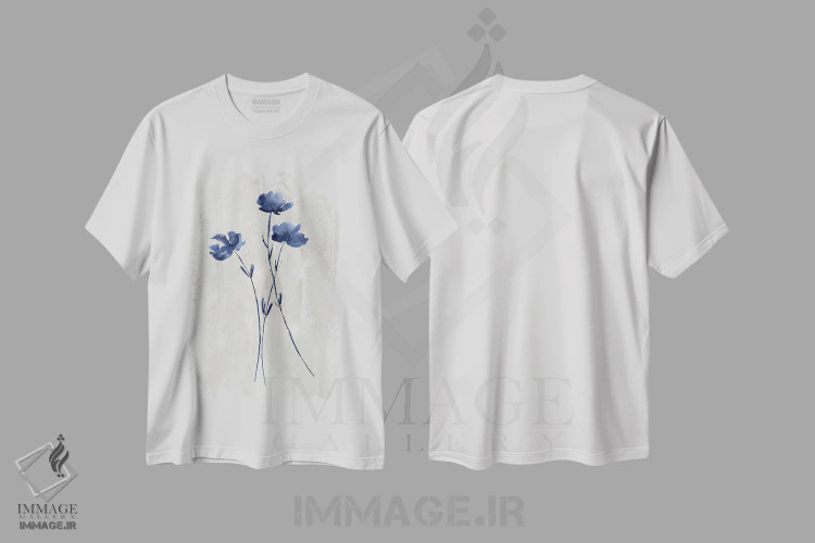 تیشرت سفید طرح دار گیاهان نیلی III، دکور معاصر اثر کنراد ناتسن | فروشگاه ایماژ