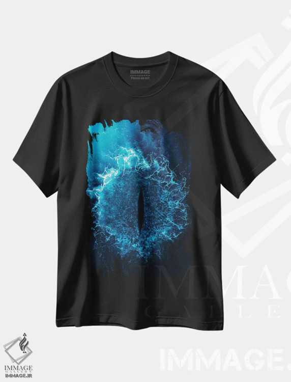 تیشرت مشکی طرح دار چشم سائورون، عکاسی ترکیبی اثر میلوش کارانوویچ | immage.ir