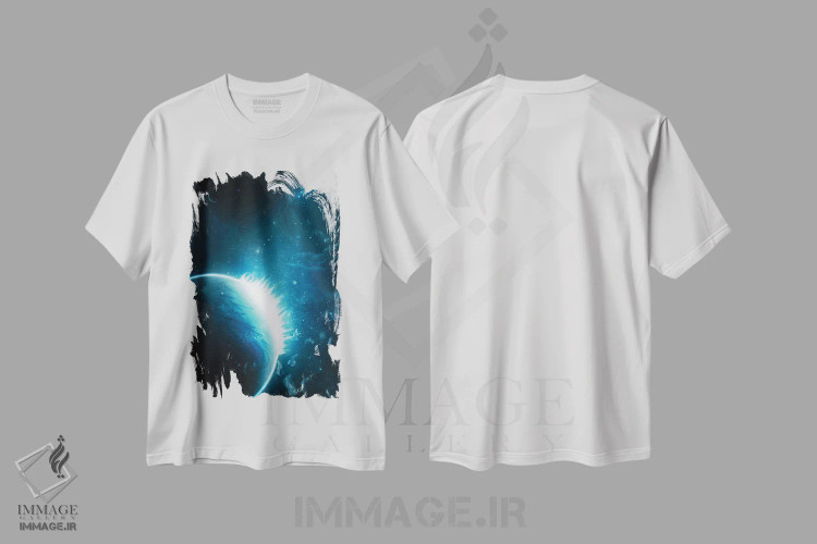 تیشرت سفید طرح دار کهکشان جهان، هنر دیجیتال اثر میلوش کارانوویچ | فروشگاه ایماژ