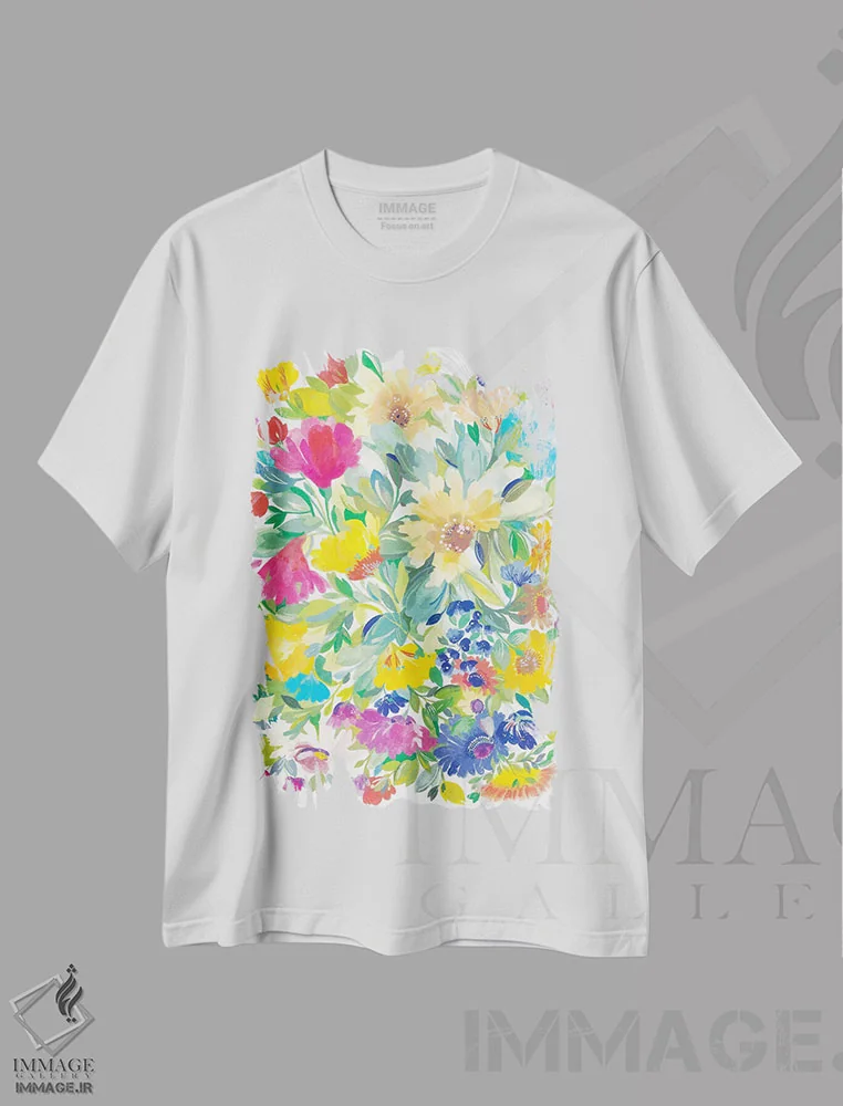 تیشرت سفید طرح دار دسته گل چمنزار، مدیوم اثر کیم پارکر | فروشگاه ایماژ