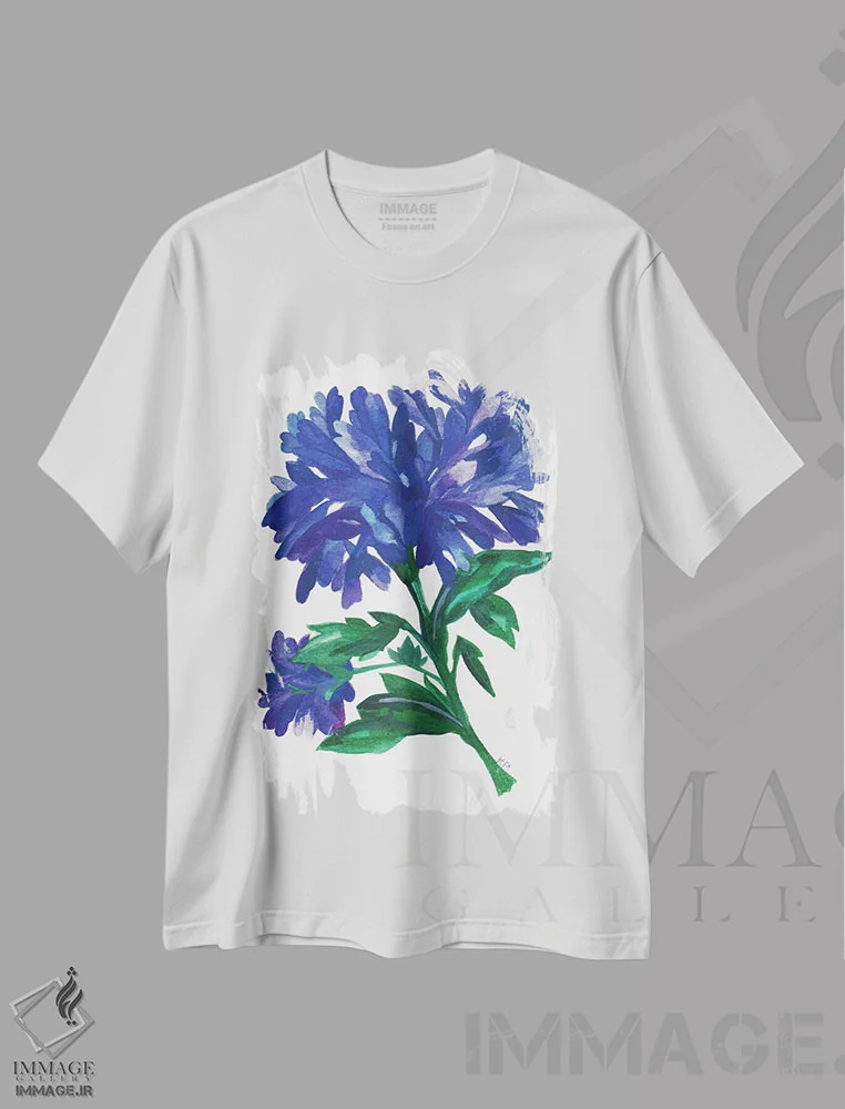تیشرت سفید طرح دار زینیاهای آبی سلطنتی، دکور معاصر اثر کیم پارکر | فروشگاه ایماژ