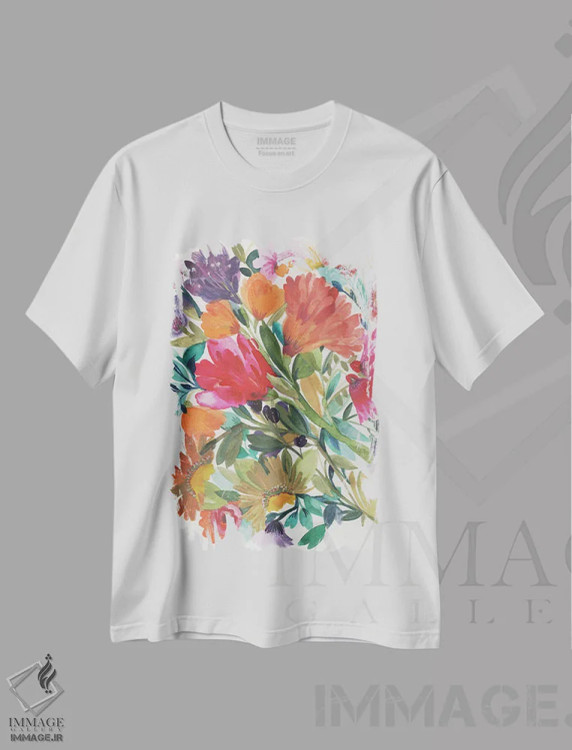 تیشرت سفید طرح دار لاله های ماه ژوئیه، دکور معاصر اثر کیم پارکر | immage.ir