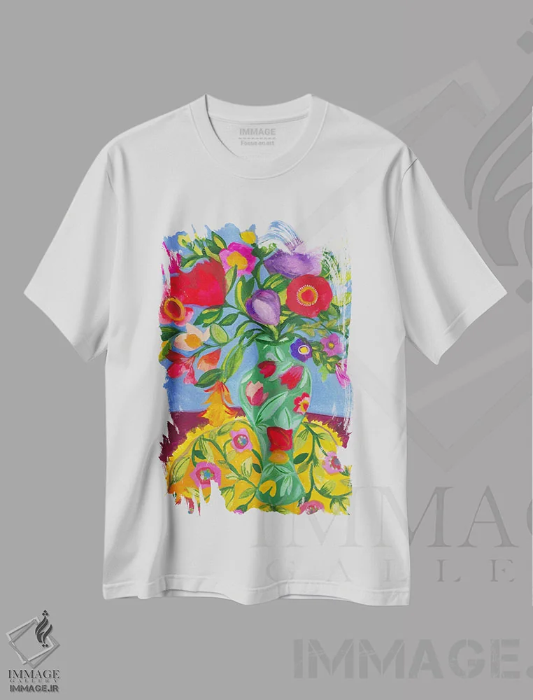 تیشرت سفید طرح دار رومیزی زرد، دکور معاصر اثر کیم پارکر | فروشگاه ایماژ