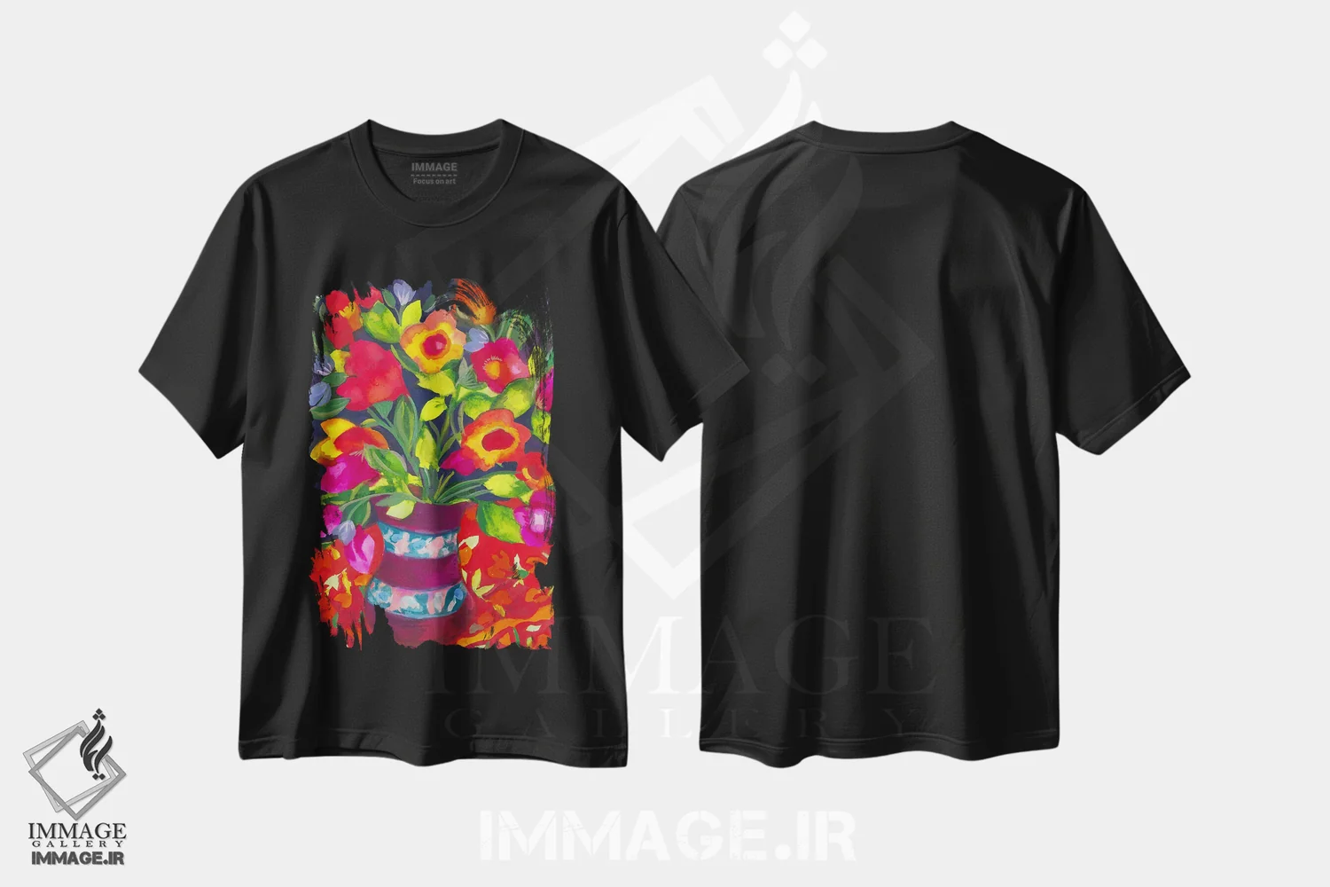 تیشرت مشکی طرح دار پارچه قرمز، دکور معاصر اثر کیم پارکر | فروشگاه ایماژ