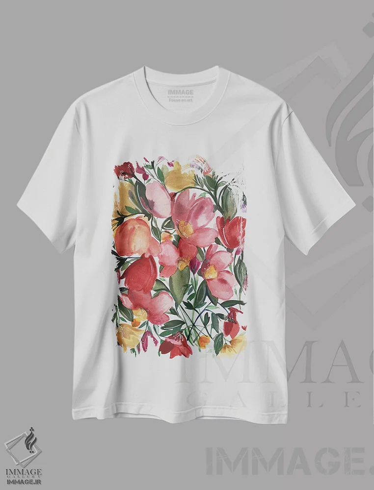 تیشرت سفید طرح دار شقایق های سرخ اثر کیم پارکر | immage.ir
