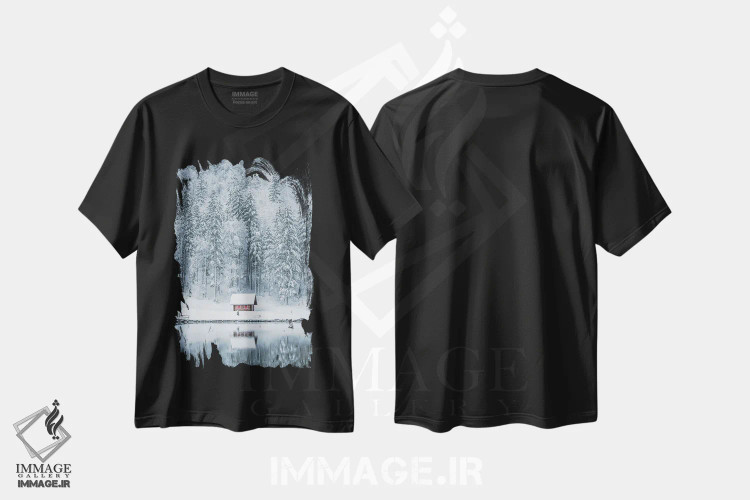 تیشرت مشکی طرح دار کلبه کنار دریاچه قرمز، دکور تعطیلات اثر کارن منداو | فروشگاه ایماژ
