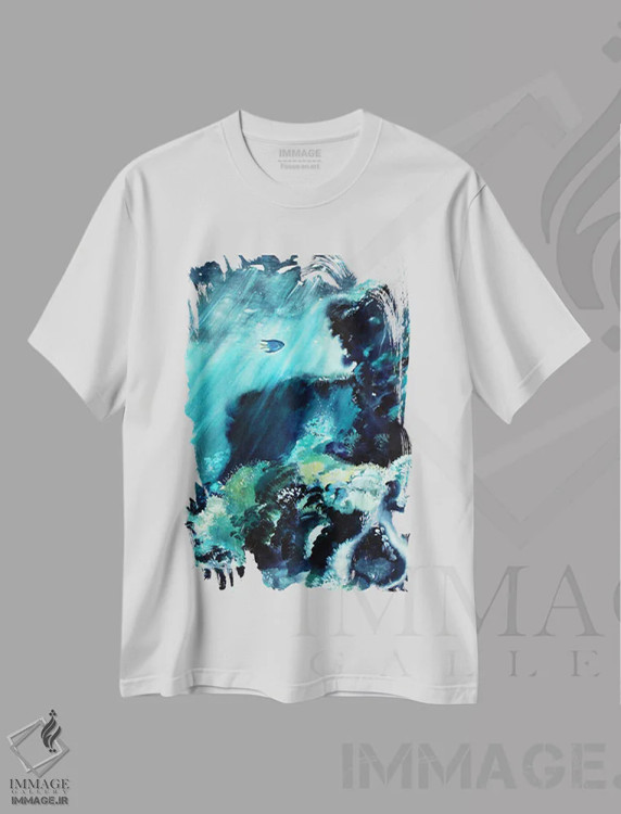 تیشرت سفید طرح دار ماهی در صخره مرجانی، تزئینی اثر کارلی پرولد | immage.ir