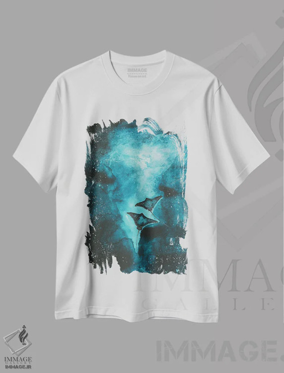 تیشرت سفید طرح دار مانتارای های کهکشانی، تزئینی اثر کارلی پرولد | immage.ir