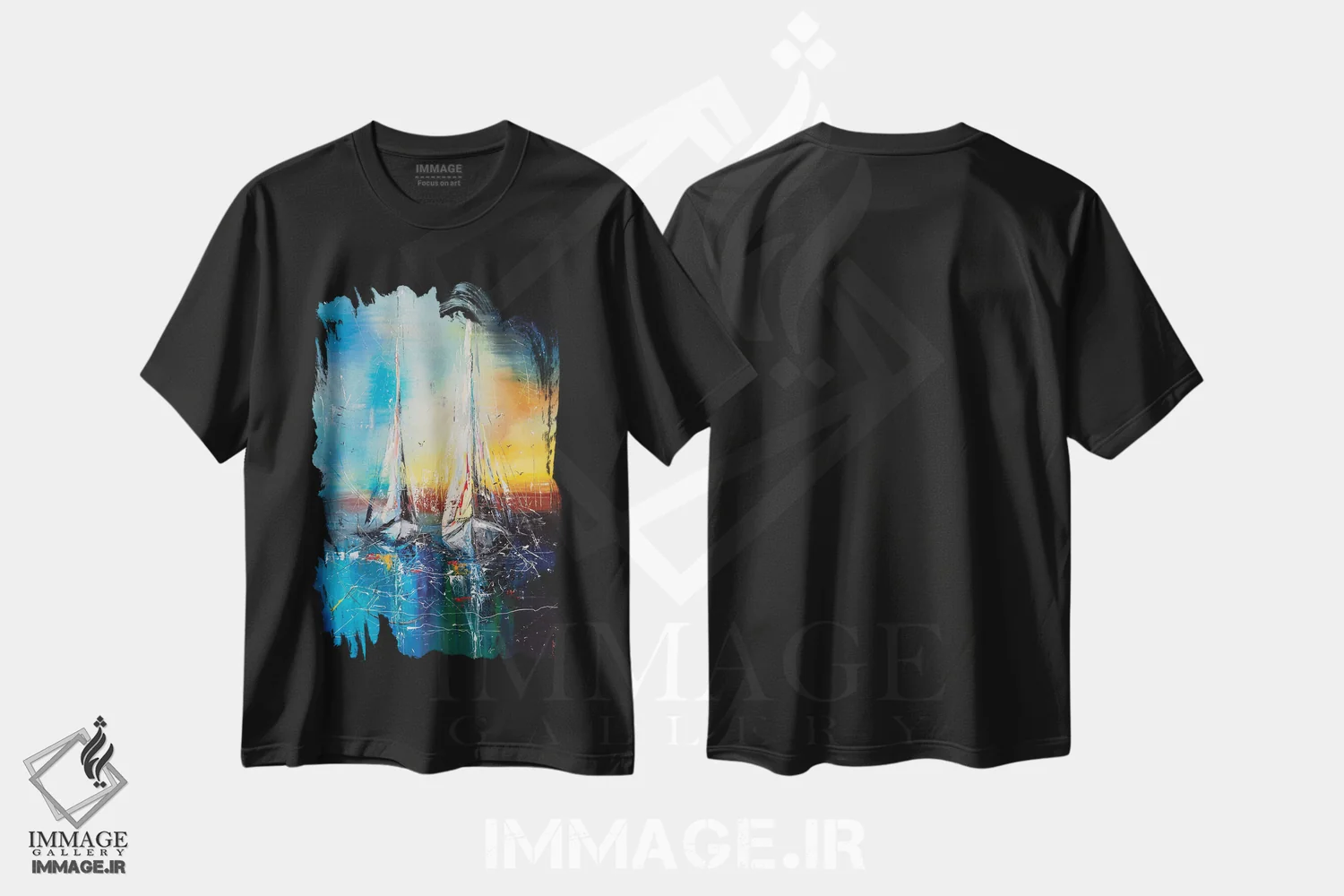 تیشرت مشکی طرح دار قایق های بادبانی در غروب خورشید، دکور معاصر اثر کوپتسووا آرت | فروشگاه ایماژ