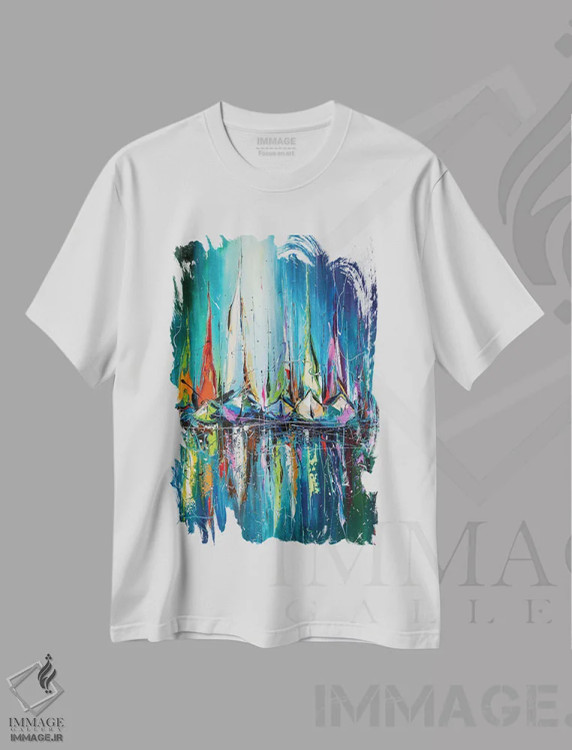تیشرت سفید طرح دار در بندر شبانه، آبستره اثر کوپتسووا آرت | immage.ir