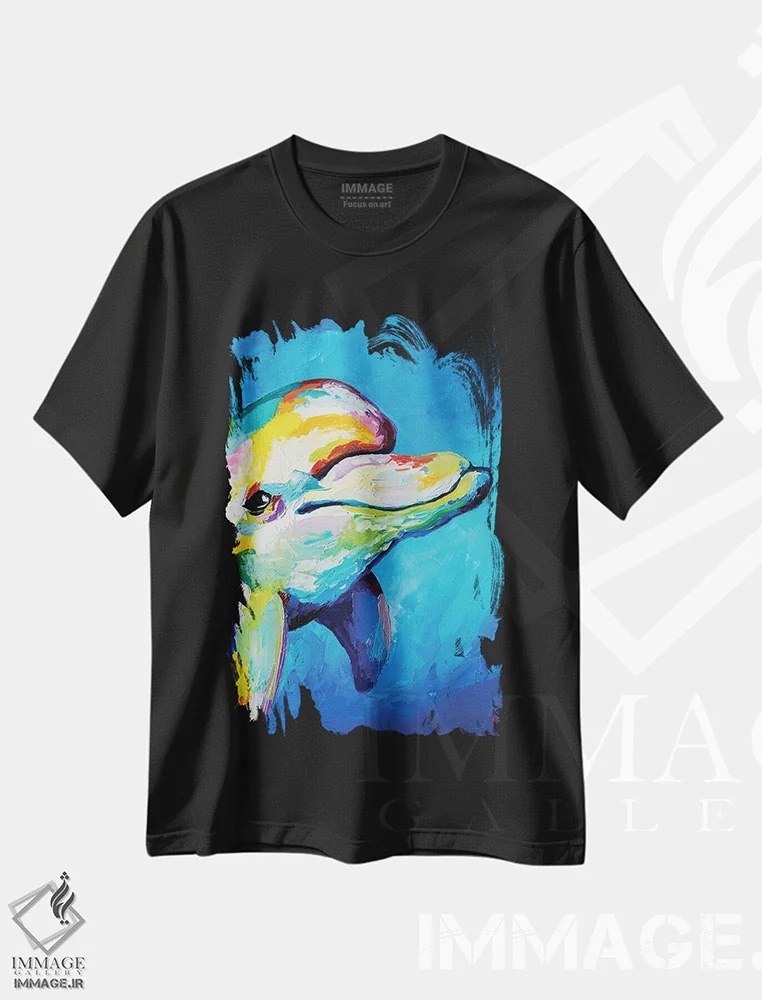 تیشرت مشکی طرح دار لبخند دلفین، دکور معاصر اثر کوپتسووا آرت | فروشگاه ایماژ