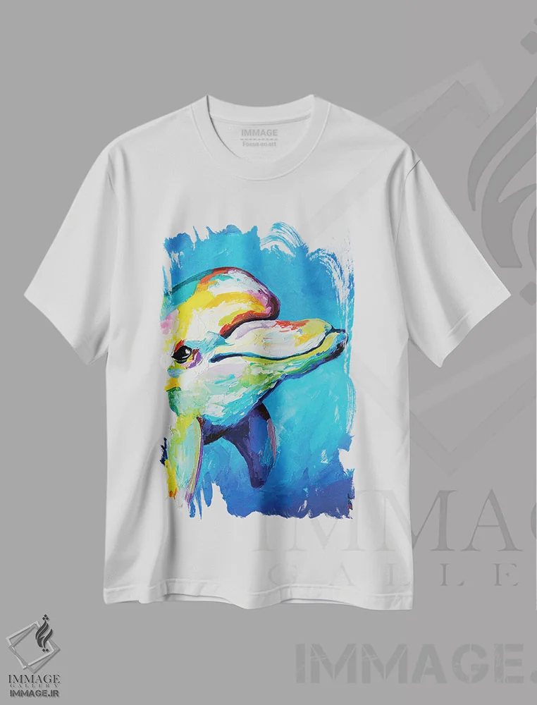 تیشرت سفید طرح دار لبخند دلفین، دکور معاصر اثر کوپتسووا آرت | immage.ir