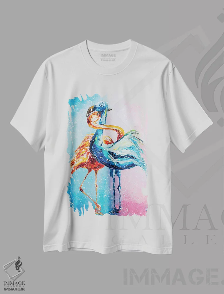 تیشرت سفید طرح دار فلامینگوهای عاشق، دکور معاصر اثر کوپتسووا آرت | immage.ir
