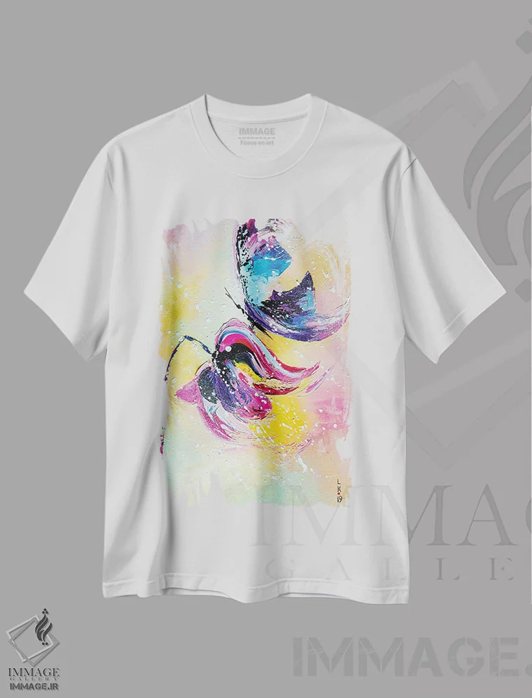 تیشرت سفید طرح دار پروانه آبی، دکور معاصر اثر کوپتسووا آرت | فروشگاه ایماژ