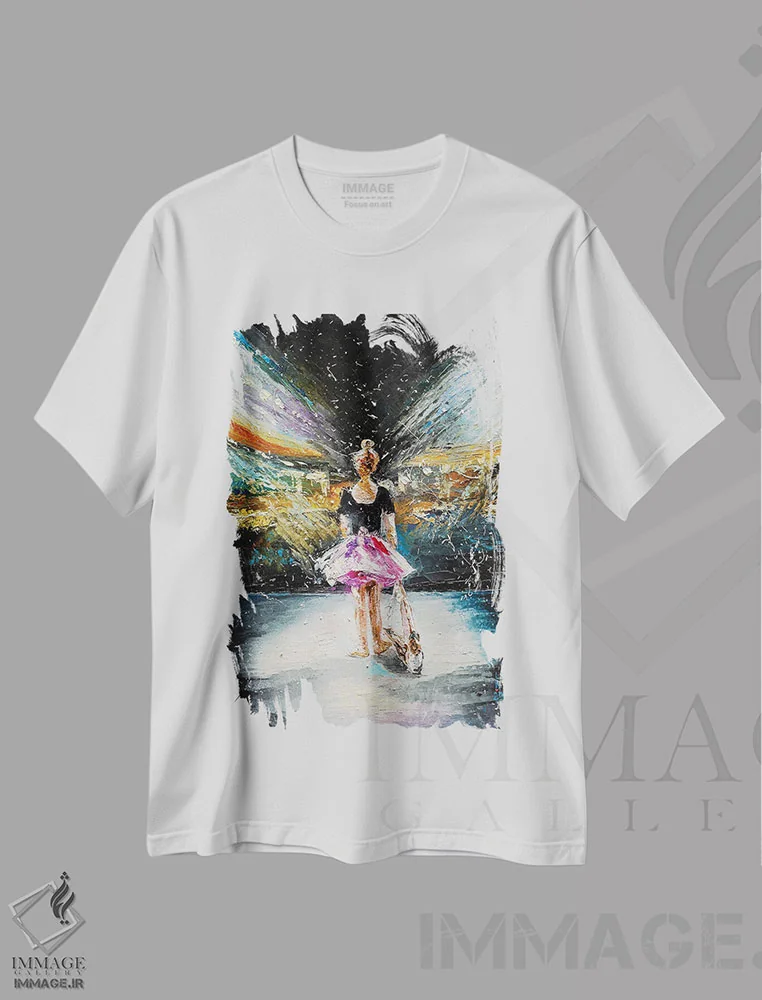 تیشرت سفید طرح دار رؤیاها درباره صحنه، دکور معاصر اثر کوپتسووا آرت | immage.ir