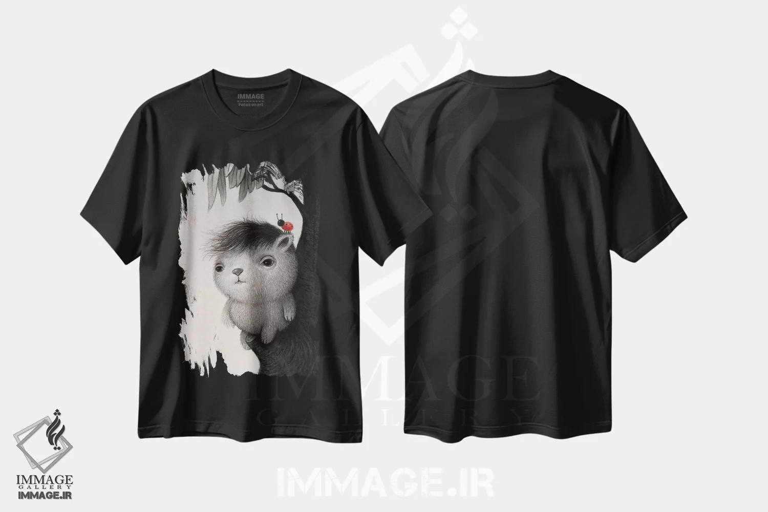 تیشرت مشکی طرح دار نائوزومی، هنر فاخر معاصر اثر کریستین آدام | فروشگاه ایماژ