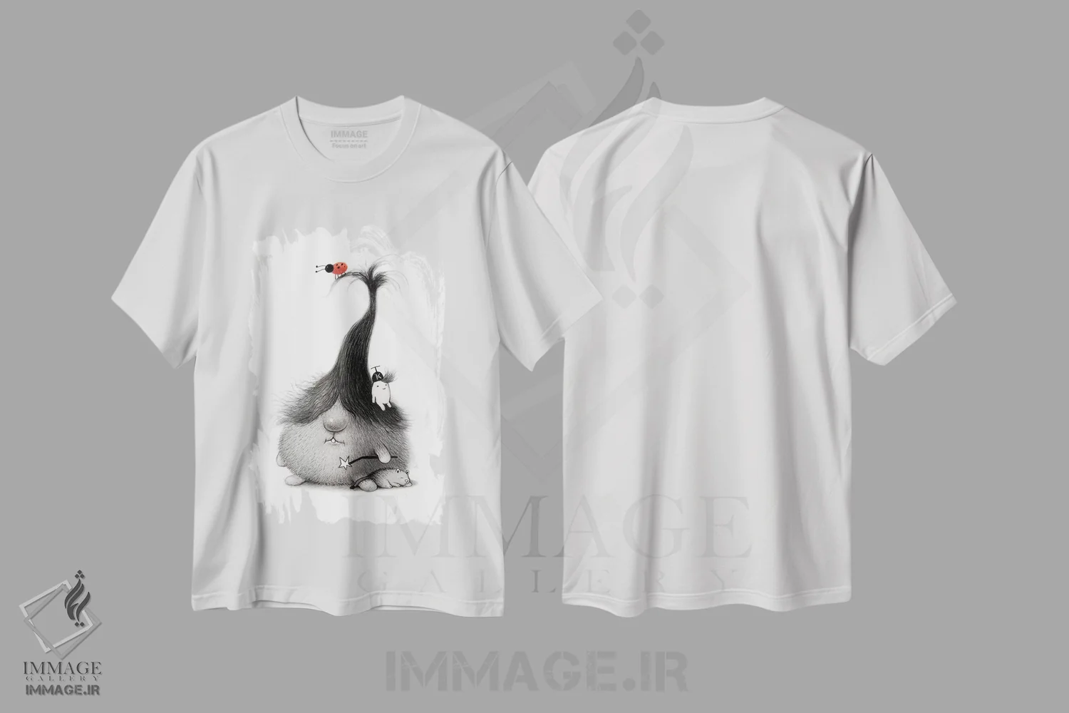 تیشرت سفید طرح دار جادوگر، هنر فاخر معاصر اثر کریستین آدام | immage.ir