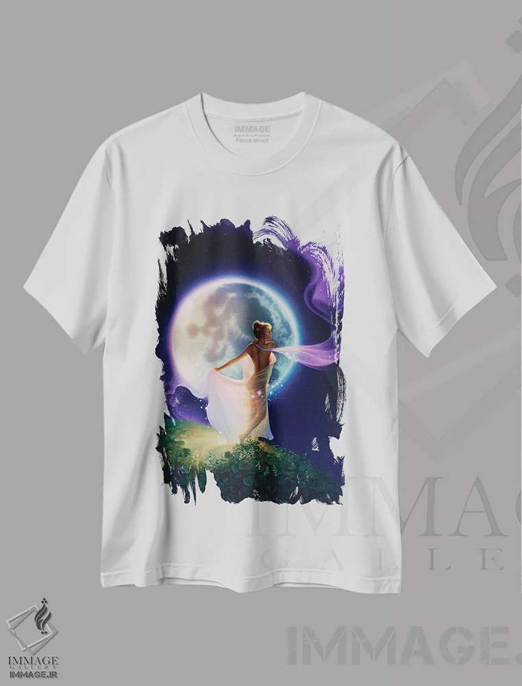 تیشرت سفید طرح دار بافنده رؤیاها اثر کِرک راینرت | immage.ir