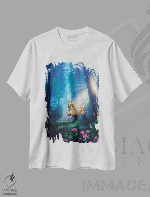 تیشرت سفید طرح دار جنگل رازآلود اثر کِرک راینرت | immage.ir