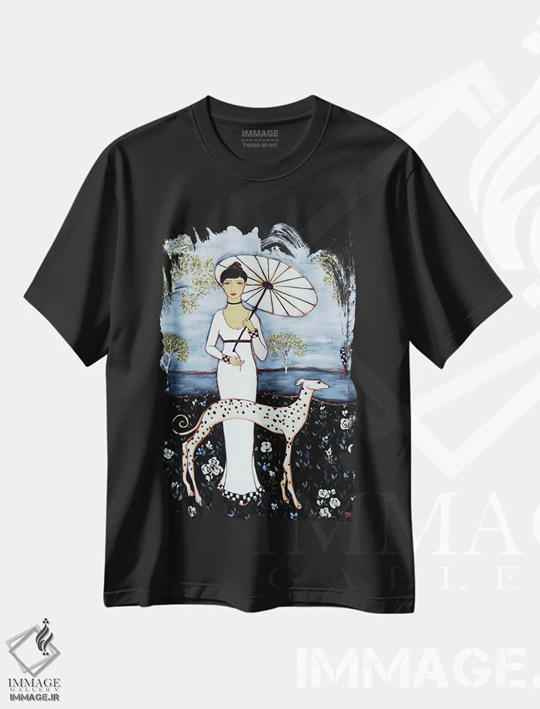 تیشرت مشکی طرح دار زن با درختان توس و سگ دالماتین، هنر فاخر معاصر اثر کارن ریگر | فروشگاه ایماژ
