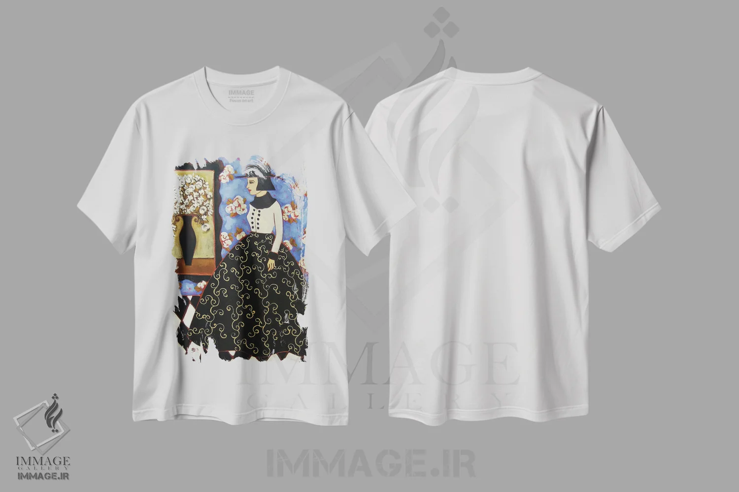 تیشرت سفید طرح دار زن با گل های رز سفید، هنر فاخر معاصر اثر کارن ریگر | فروشگاه ایماژ