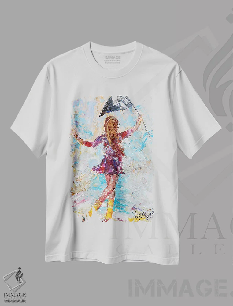 تیشرت سفید طرح دار رقص باران با چکمه های زرد، هنر فاخر معاصر اثر کارن تارلتون | فروشگاه ایماژ