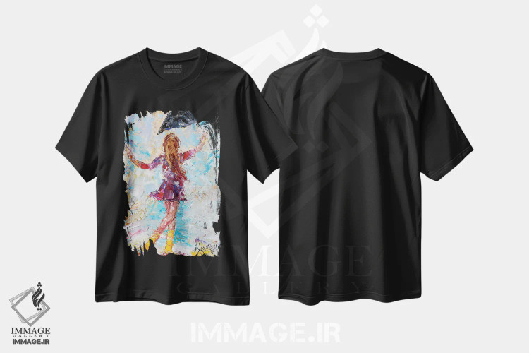 تیشرت مشکی طرح دار رقص باران با چکمه های زرد، هنر فاخر معاصر اثر کارن تارلتون | immage.ir