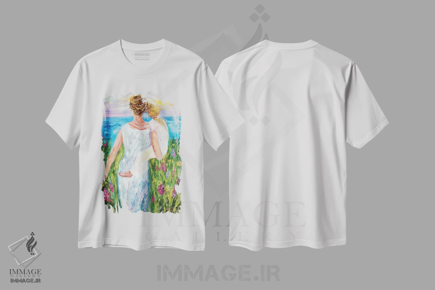 تیشرت سفید طرح دار مادر و دختر، هنر فاخر معاصر اثر کارن تارلتون | immage.ir