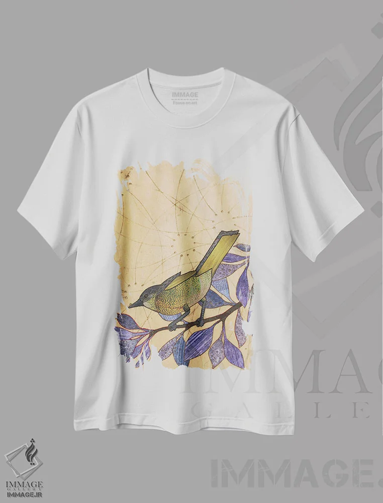 تیشرت سفید طرح دار دشت سبز، دکور معاصر اثر کارن سیکیه | فروشگاه ایماژ