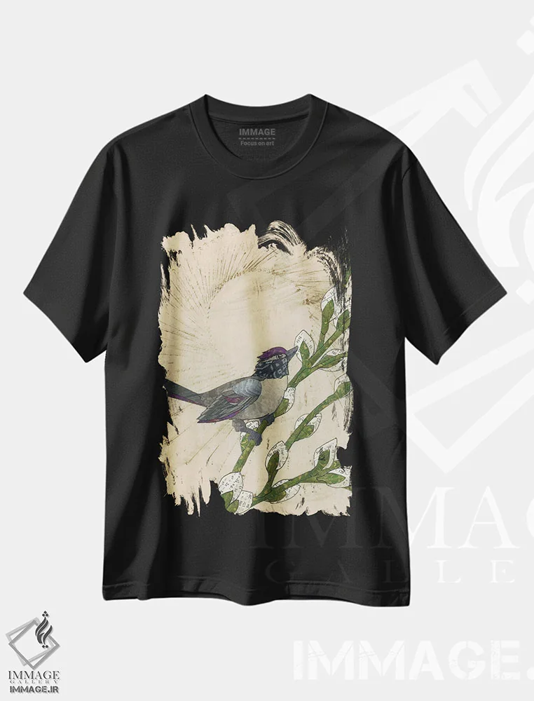 تیشرت مشکی طرح دار پرنده بهاری، دکور معاصر اثر کارن سیکیه | immage.ir
