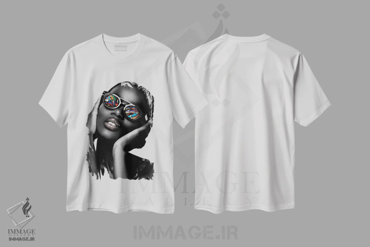 تیشرت سفید طرح دار کالیدا I، هنر آمریکایی آفریقایی تبار اثر کارن اسمیت | فروشگاه ایماژ