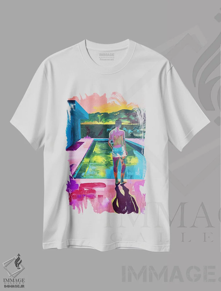 تیشرت سفید طرح دار استخر در ساعت ۹ شب، هنر فاخر معاصر اثر کسنیا رای | فروشگاه ایماژ
