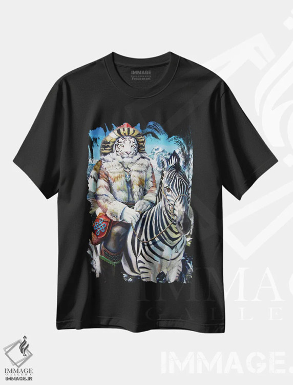 تیشرت مشکی طرح دار شکارچی، مدیوم اثر کاترین الکسه | immage.ir