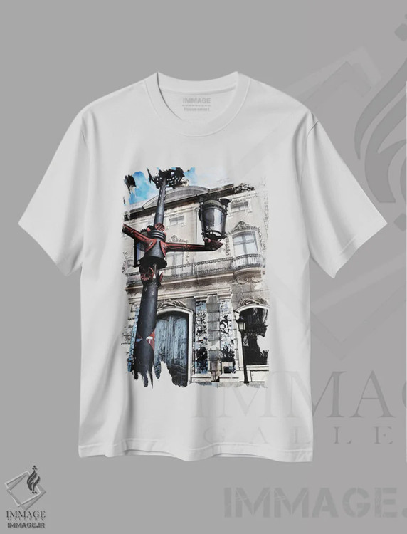 تیشرت سفید طرح دار درهای رتروی بارسلون، مدیوم اثر کاترینا بورتسووا | immage.ir
