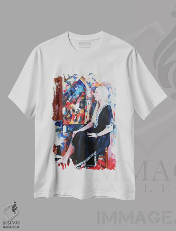 تیشرت سفید طرح دار پرتره هنرمند، هنر فاخر معاصر اثر کاترینا بورتسووا | فروشگاه ایماژ