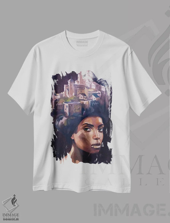 تیشرت سفید طرح دار ملکه، هنر آمریکایی آفریقایی تبار اثر کاترینا بورتسووا | فروشگاه ایماژ