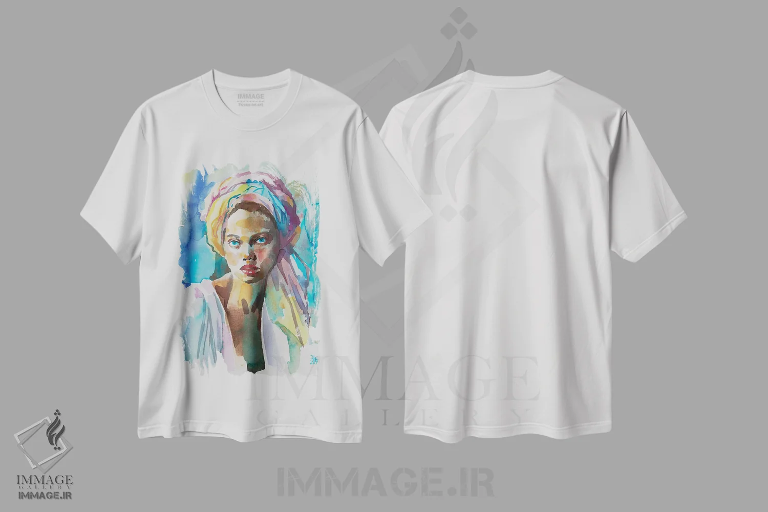 تیشرت سفید طرح دار دختر با عمامه رنگارنگ، هنر فاخر معاصر اثر کاترینا بورتسووا | immage.ir
