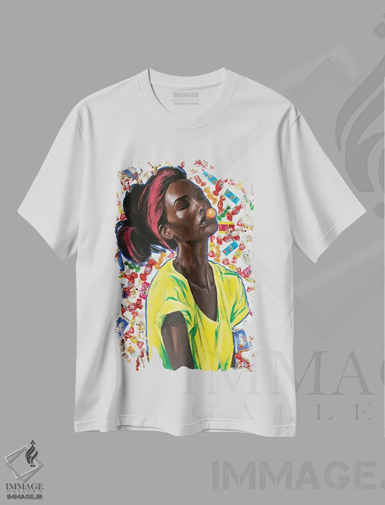 تیشرت سفید طرح دار عشق آدامسی، هنر آمریکایی آفریقایی تبار اثر کاترینا بورتسووا | فروشگاه ایماژ