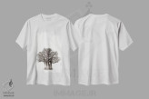 تیشرت سفید طرح دار میراث بائوباب ۳، تزئینی اثر کلاوس تیدگه | فروشگاه ایماژ