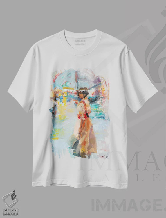 تیشرت سفید طرح دار دختر ناشناس زیر چتر، تزئینی اثر کاتارینا والِوا | فروشگاه ایماژ