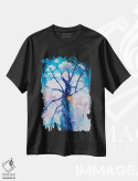 تیشرت مشکی طرح دار درخت آبی، تزئینی اثر کاتارینا والِوا | فروشگاه ایماژ