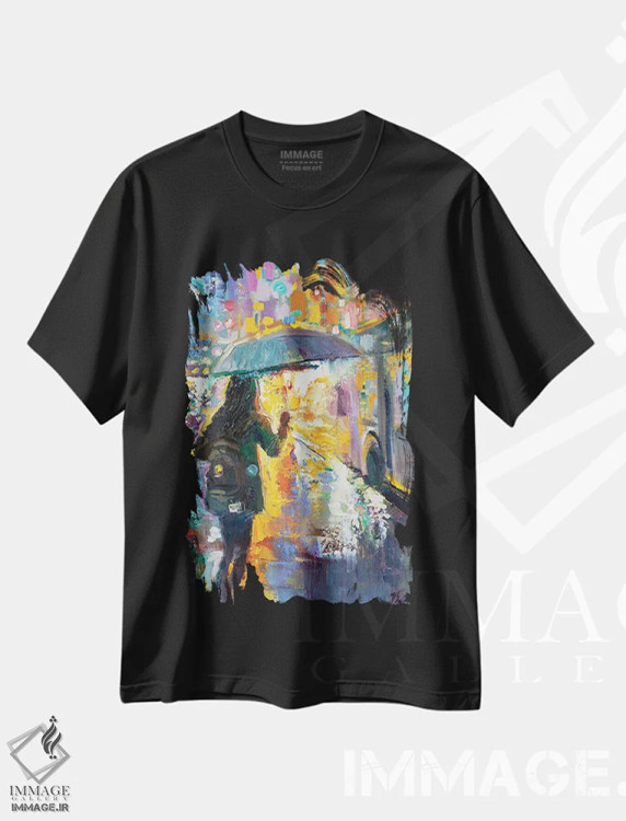 تیشرت مشکی طرح دار در ایستگاه اتوبوس زیر باران، تزئینی اثر کاتارینا والِوا | فروشگاه ایماژ