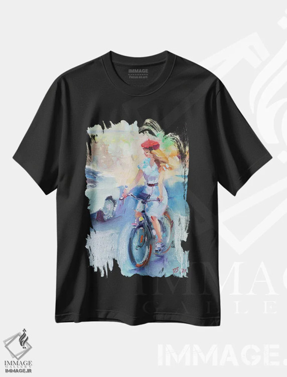 تیشرت مشکی طرح دار دختر با بره قرمز، تزئینی اثر کاتارینا والِوا | فروشگاه ایماژ