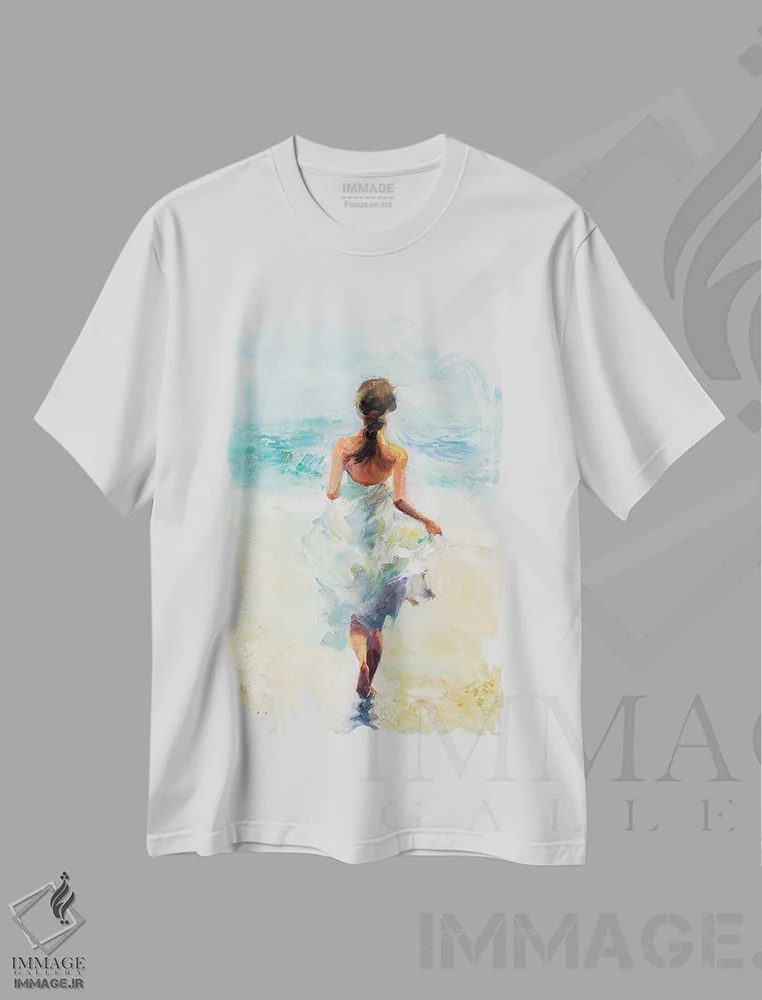 تیشرت سفید طرح دار دختر در حال دویدن روی موج ها، تزئینی اثر کاتارینا والِوا | immage.ir