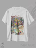 تیشرت سفید طرح دار دسته گل چمنی و کلاه حصیری، تزئینی اثر کاتارینا والِوا | فروشگاه ایماژ