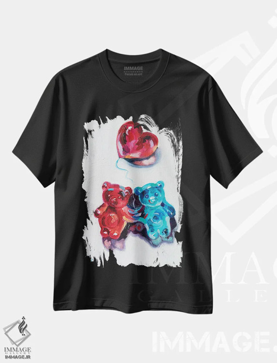 تیشرت مشکی طرح دار زوج خرس پلاستیکی، تزئینی اثر کاتارینا والِوا | immage.ir