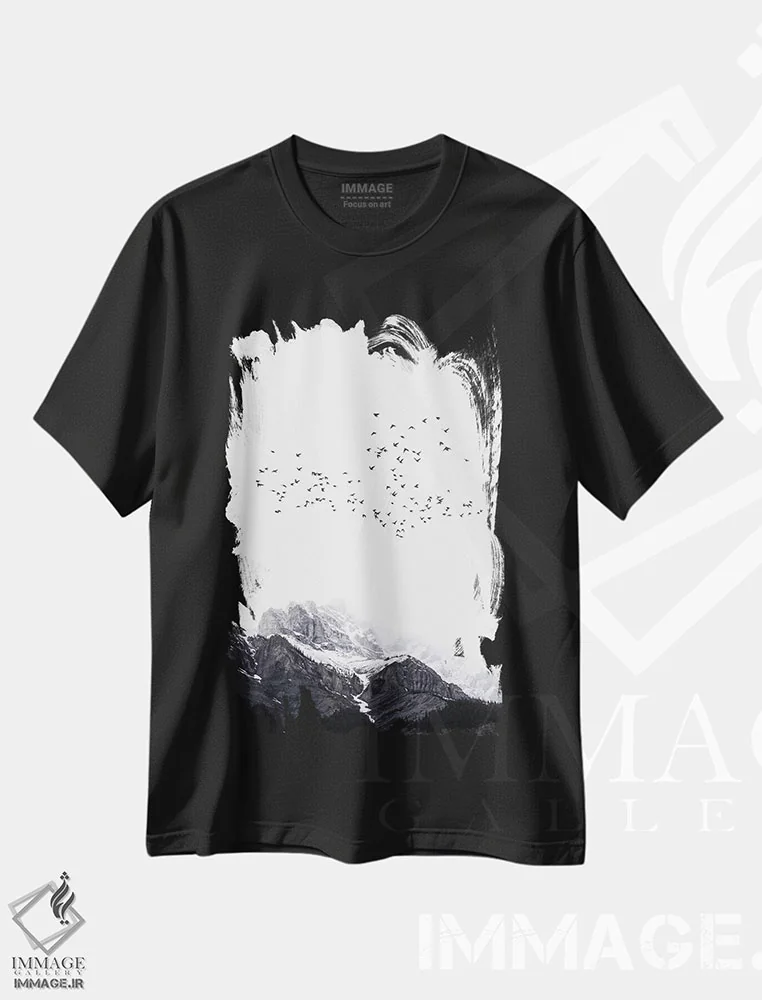 تیشرت مشکی طرح دار کوه، تزئینی اثر کوبیستیکا | فروشگاه ایماژ
