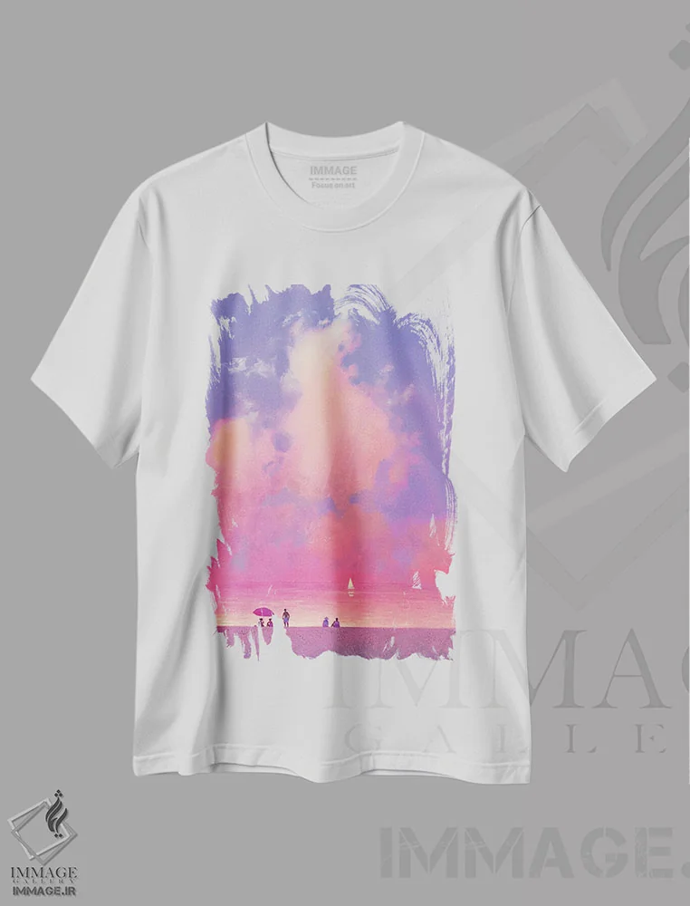 تیشرت سفید طرح دار عصر روشن در کنار دریا، دکور ساحلی اثر اندریی کووالیک | فروشگاه ایماژ