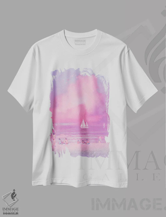 تیشرت سفید طرح دار عصر صورتی کنار دریا، دکور ساحلی اثر اندریی کووالیک | immage.ir