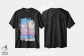 تیشرت مشکی طرح دار خاطرات تابستانی از دریا، دکور ساحلی اثر اندریی کووالیک | immage.ir